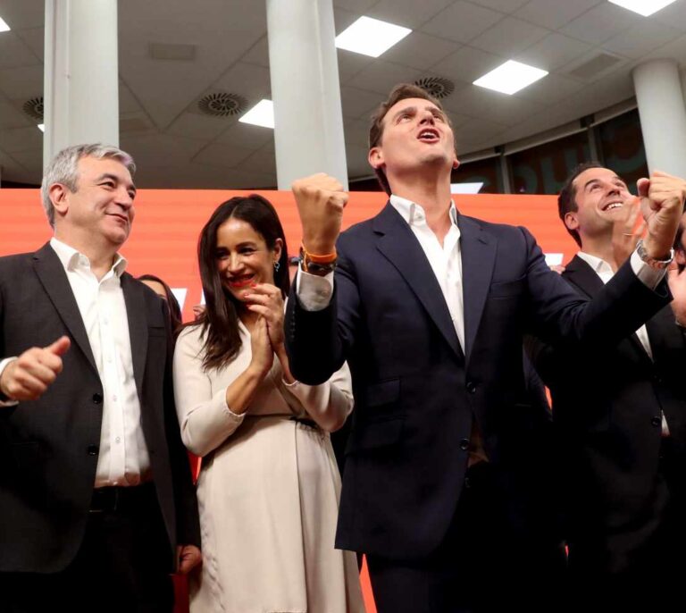 Cs no logra el 'sorpasso' al PP pero será decisivo en Madrid, Castilla y León o Aragón