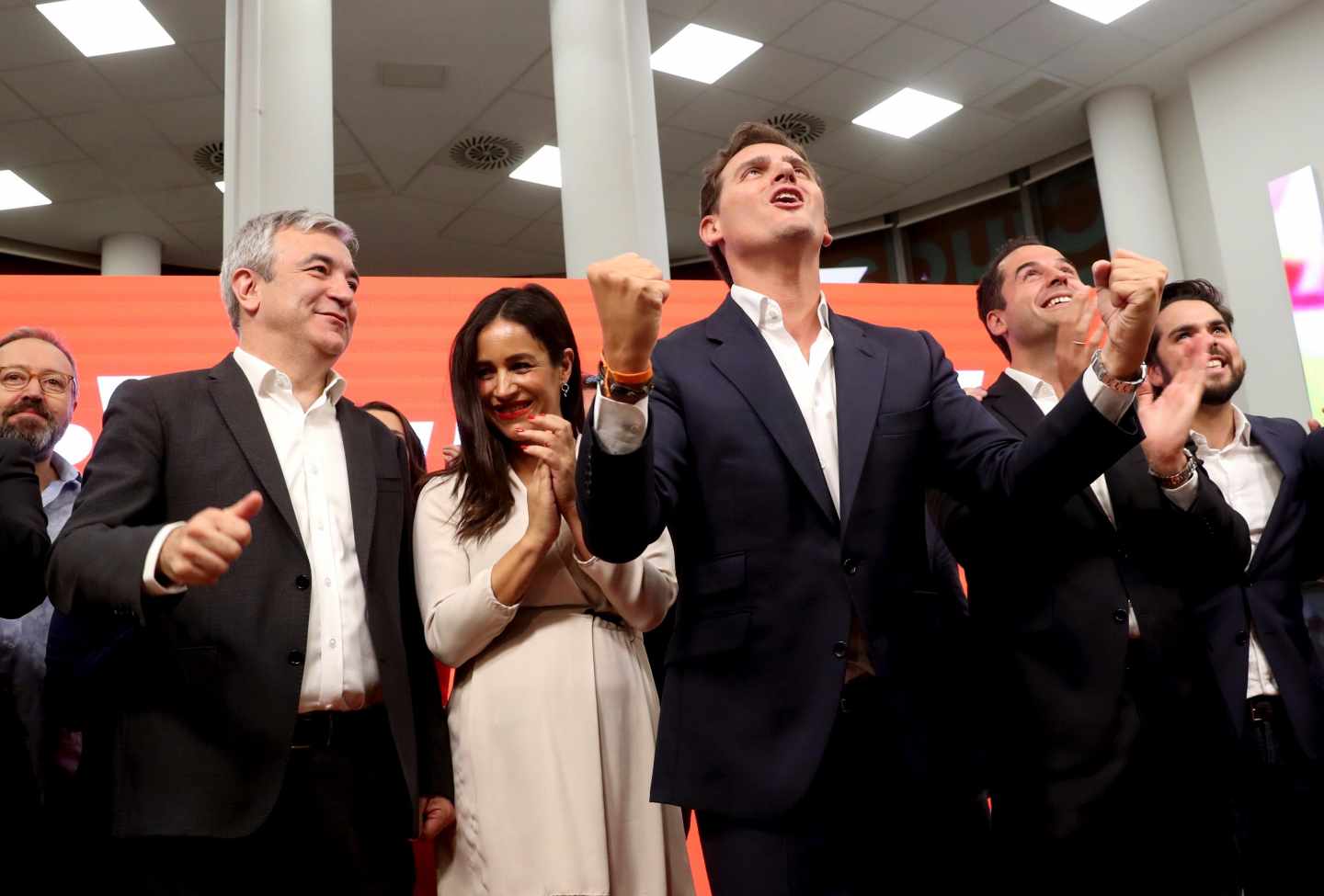 El líder de Ciudadanos, Albert Rivera, en la sede del partido tras los resultados electorales.