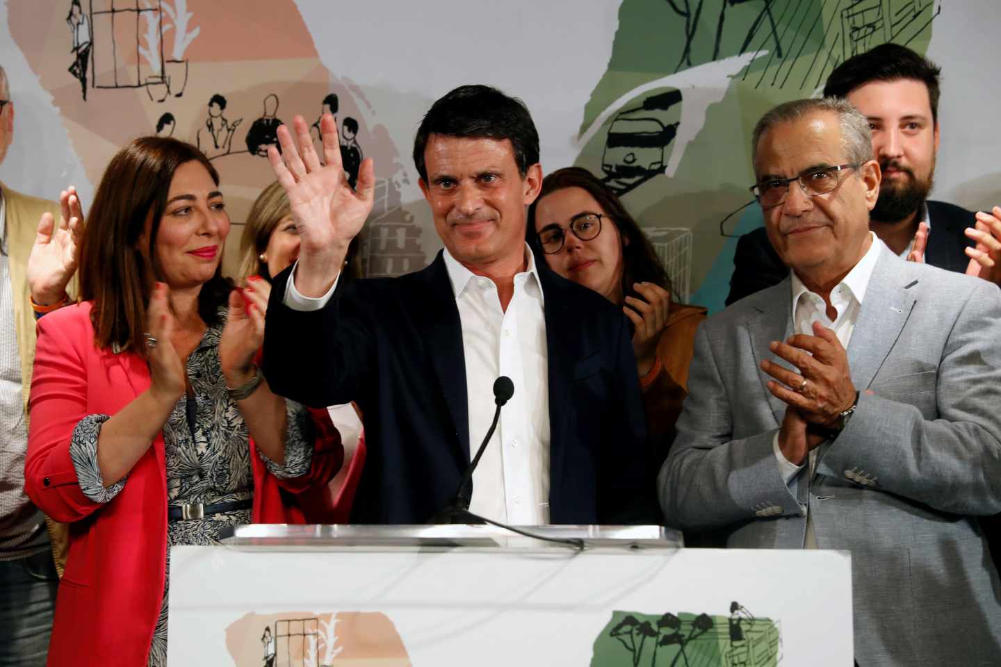El ex primer ministro francés y candidato a la alcaldía de Barcelona, Manuel Valls, en su sede electoral tras conocer los resultados de las municipales