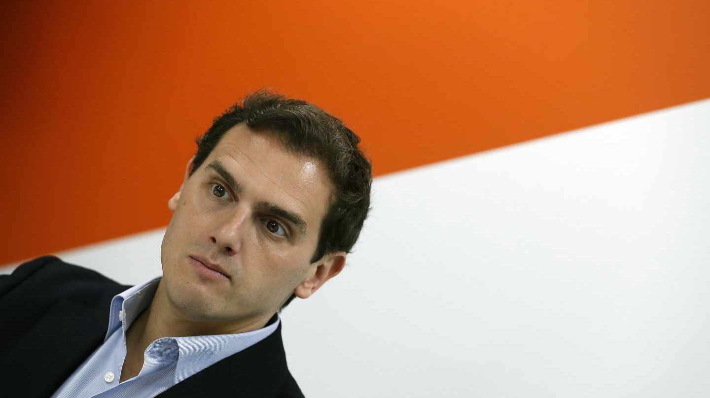 El presidente de Ciudadanos, Albert Rivera, durante la reunión del Comité Permanente de Ciudadanos, en la que analizarán los resultados de las elecciones generales, este lunes en la sede del partido en Madrid.