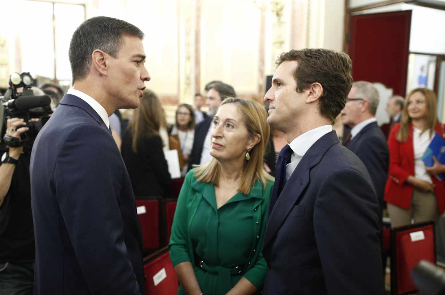 Casado anuncia que Ana Pastor será vicepresidenta de la Mesa del Congreso