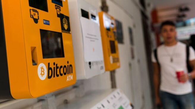 El Bitcoin revive y supera los 7.500 dólares en su mejor racha desde hace seis años