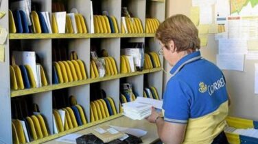 Más de 166.000 personas se presentan para cubrir los 4.005 puestos de Correos