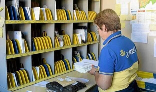 AIReF pide privatizar la red de Correos y menos días de entrega en algunas zonas