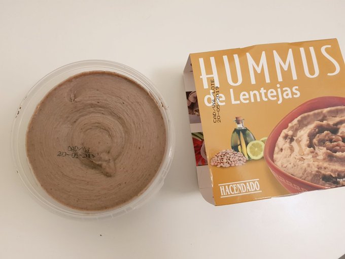 Hummus de lentejas de la marca Hacendado.