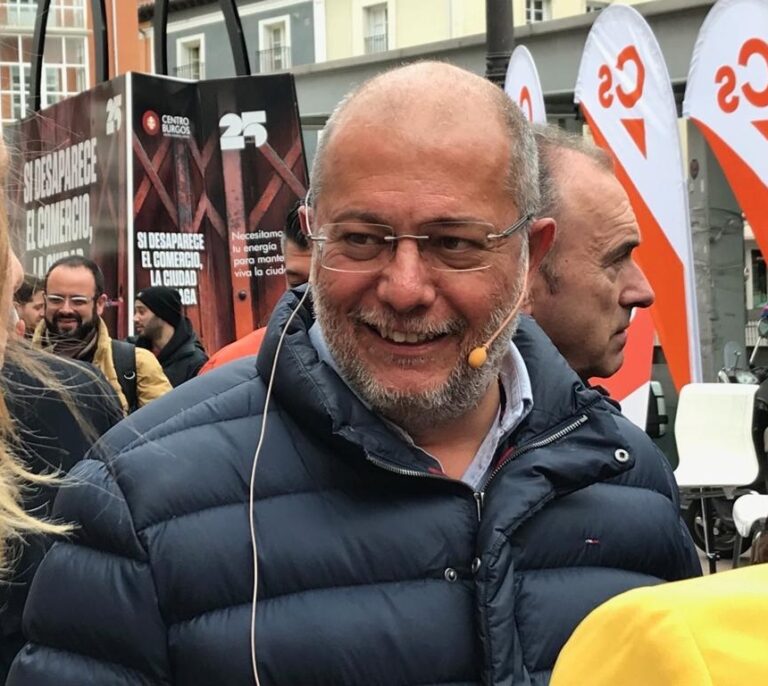 El barón díscolo de Ciudadanos en Castilla y León: "Cs no puede ser el salvavidas del PP"