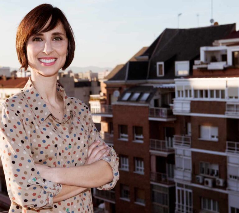 Julia Varela, de Eurovisión a escritora novel: "El sexo, sin amor y sin sentirnos culpables"