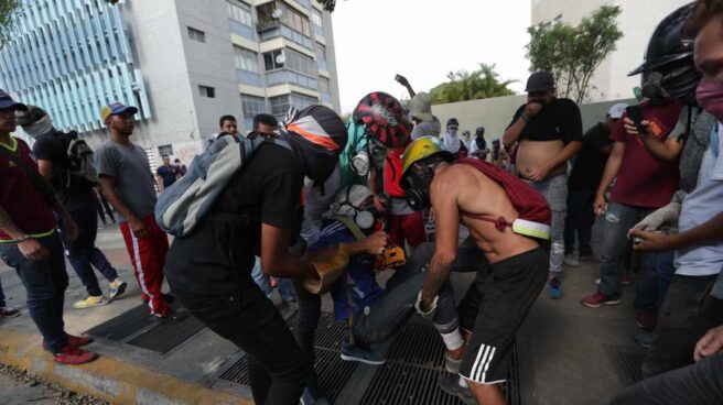 Represión chavista contra las marchas opositoras