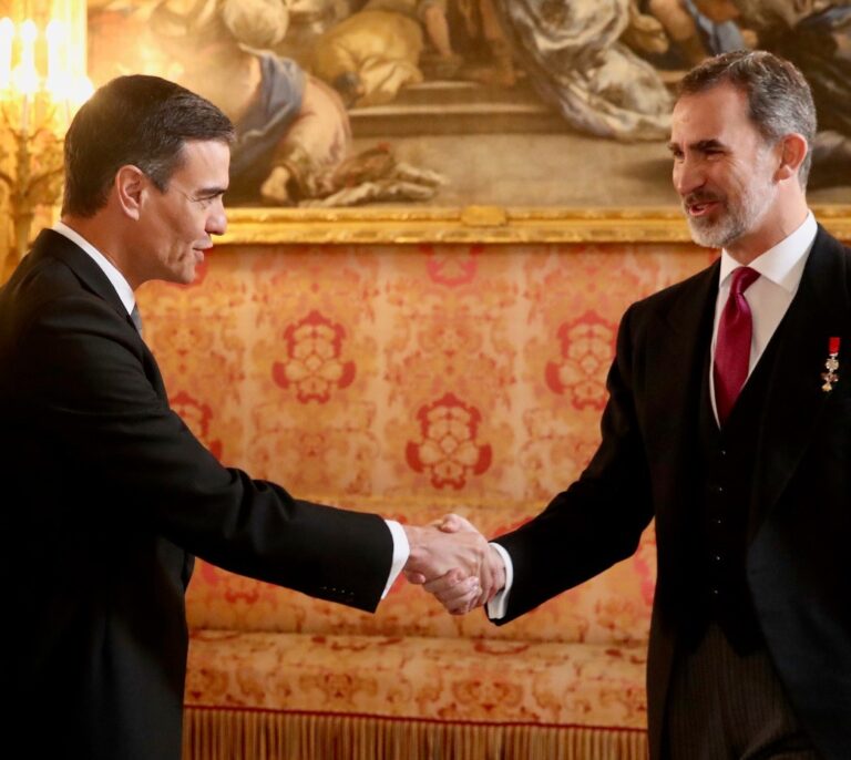 Sánchez acompañará al Rey en el Salón del Automóvil de Barcelona el viernes