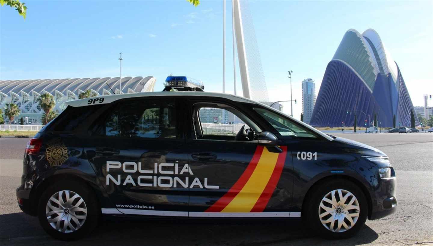 Cuatro menores de edad agreden a un hombre en Valencia para robarle 40 euros