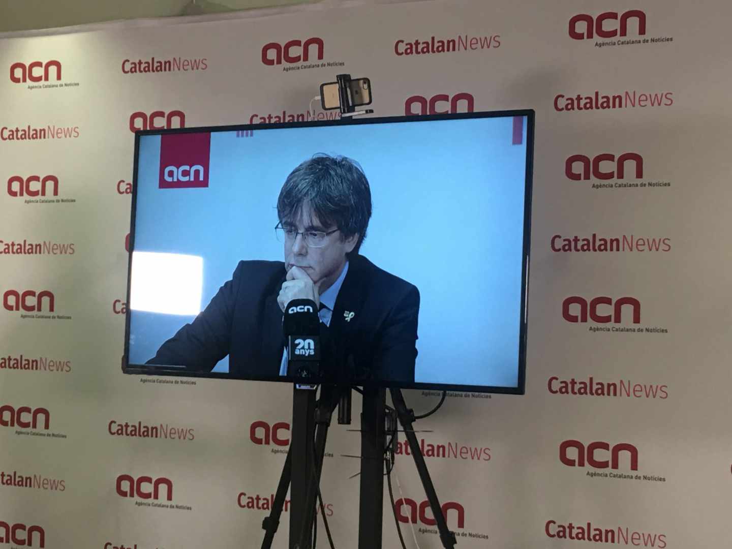 Puigdemont renuncia a la presidencia Generalitat para centrarse en Europa