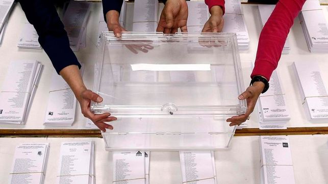 Euskadi autoriza entregar el voto al cartero a la recepción en casa de la documentación