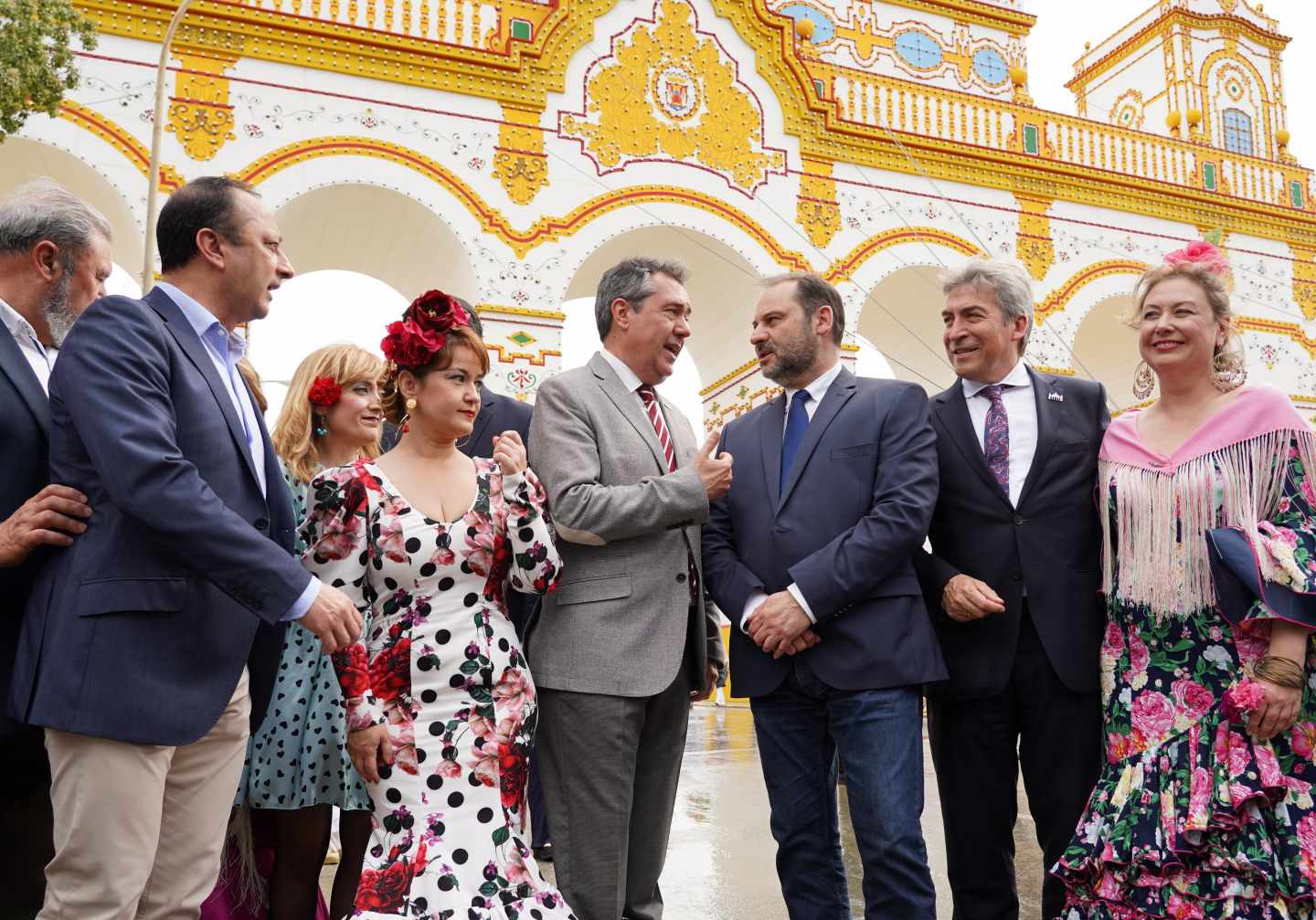 El PSOE invita a Cs a abstenerse y vuelve a descartar un Gobierno con Podemos