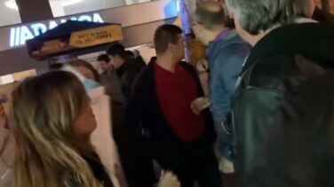 Trifulca en la 'pegada de carteles' de Alcorcón entre miembros del PP y PSOE que acaba en comisaría