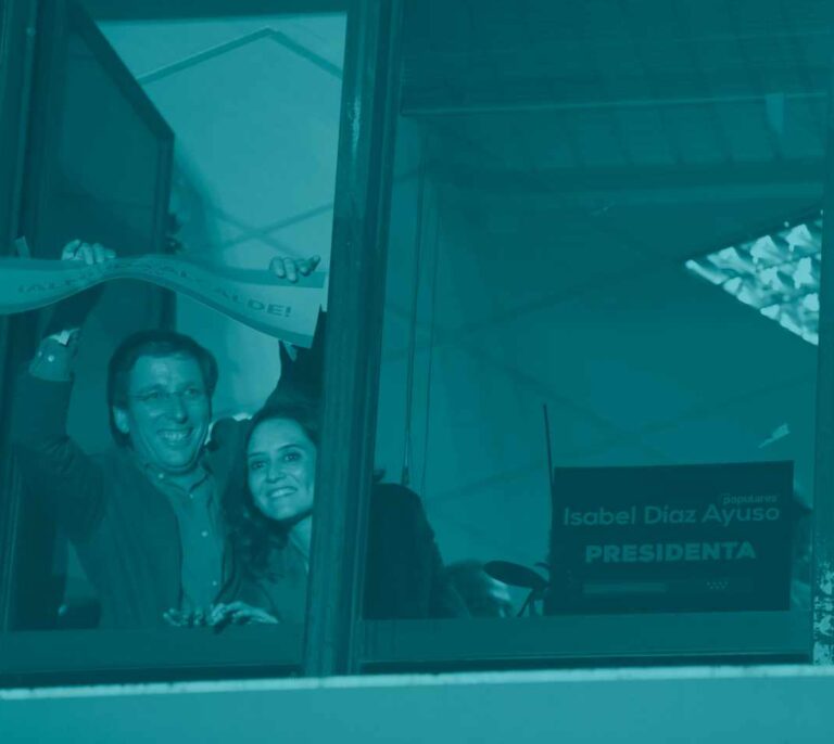 La derecha resiste, Casado se salva