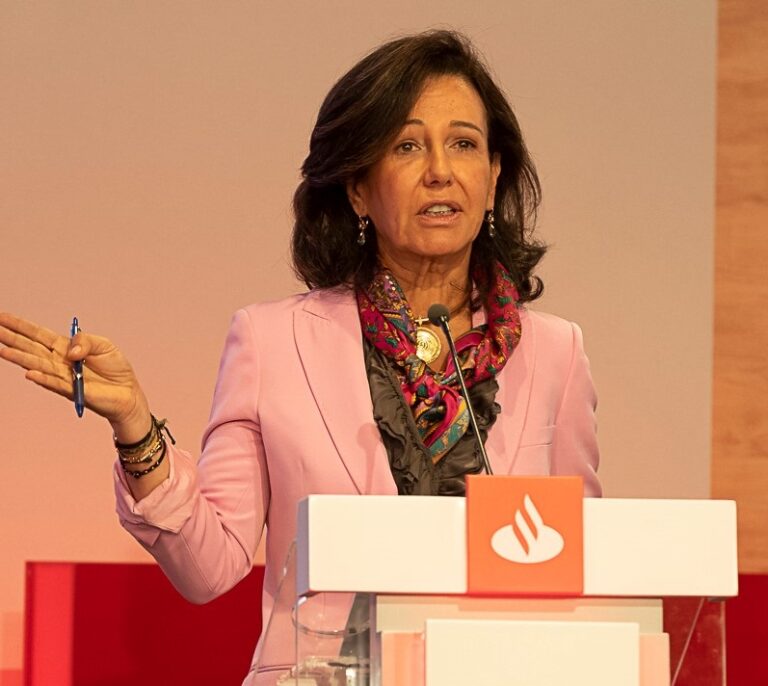 La Audiencia Nacional rechaza que testifique Ana Botín en el juicio del 'caso Ausbanc'