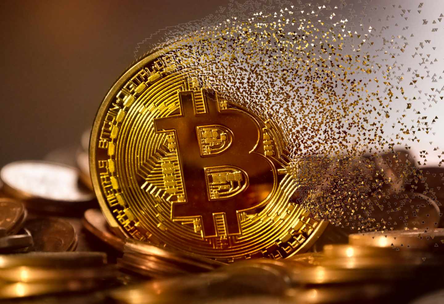 La incertidumbre dispara el valor del bitcoin: ya roza los 12.000 dólares