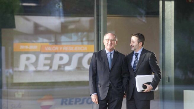 Repsol carga contra el ‘plan Sánchez’ para liderar la lucha contra el cambio climático