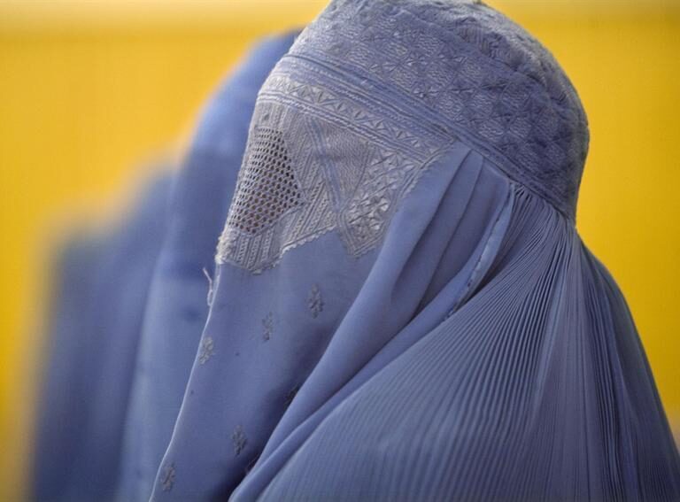 Vox impugnará una mesa electoral de Ceuta presidida por una mujer con burka
