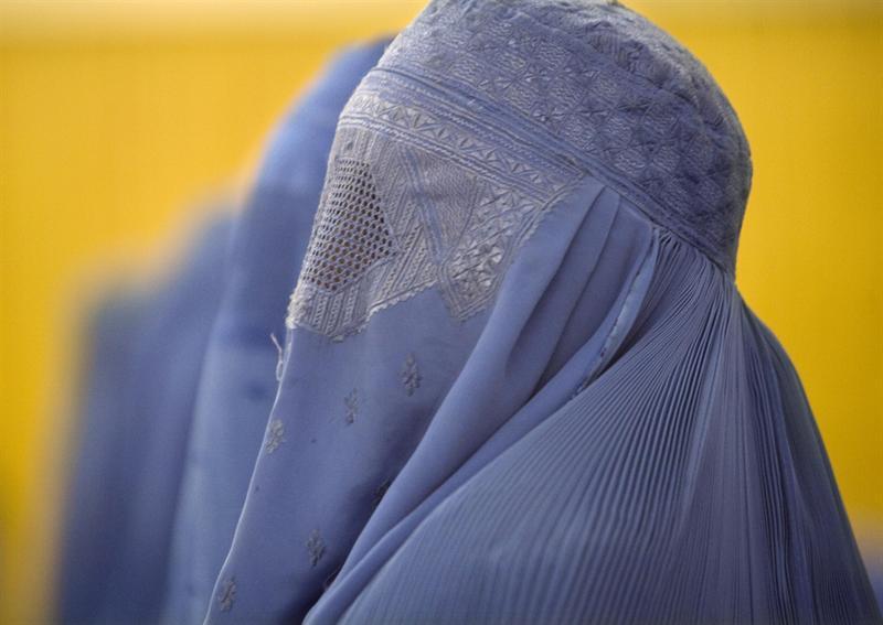 Vox impugnará una mesa electoral de Ceuta presidida por una mujer con burka