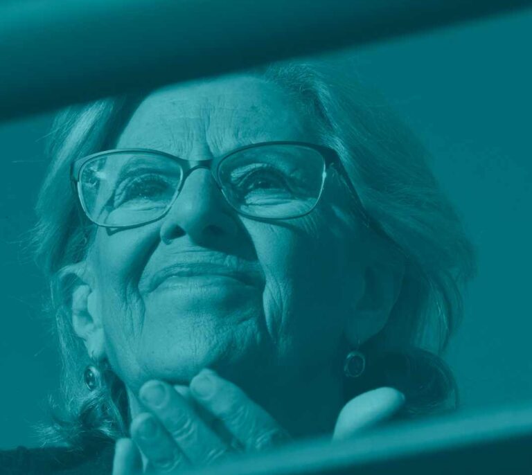 Carmena, la candidata progre que lleva el reloj 20 minutos adelantado