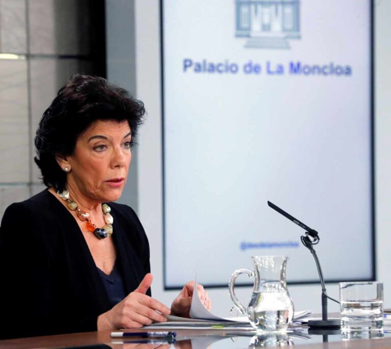 Celaá: "La prioridad de Sánchez es evitar las elecciones que le gustan a la derecha"