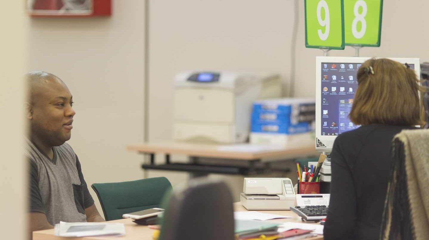 Oficina de empleo.