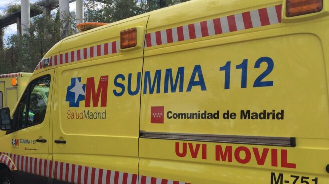 Muere un motorista con 22 años al colisionar contra un camión en Madrid