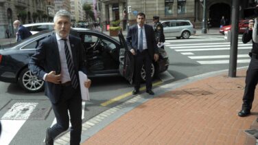Grande Marlaska: "Debemos pedir perdón a las víctimas, algunos nos mantuvimos en silencio"