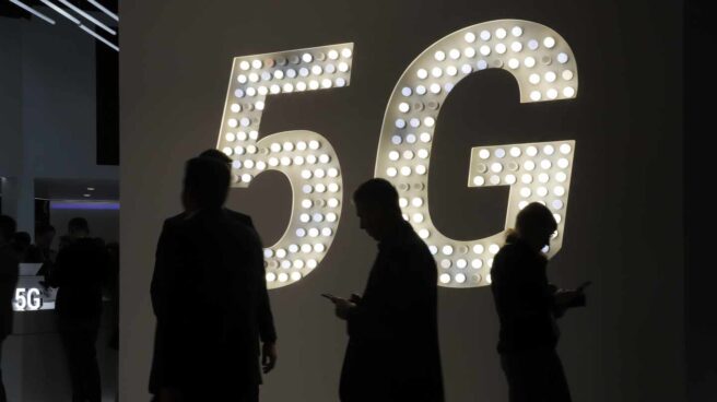 Una imagen de una pantalla anunciando el 5G en el Mobile World Congress