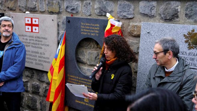 La directora general de Memoria Democrática de la Generalitat, Gemma Domènech, durante su discurso en Mauthausen.