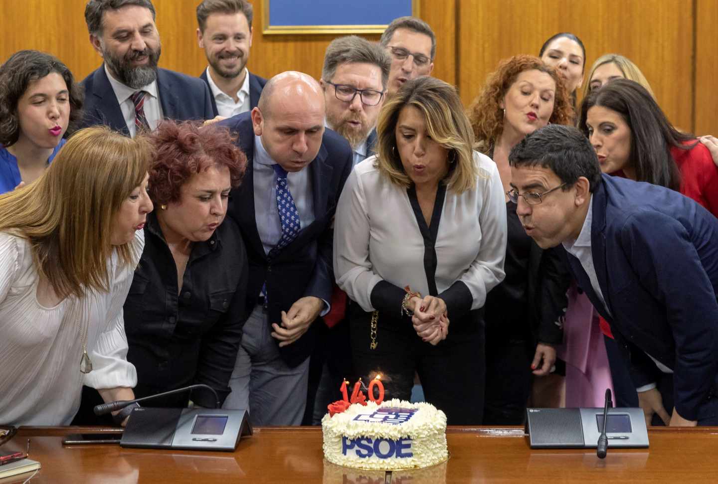 El Grupo Socialista del Parlamento de Andalucía celebra el 140 aniversario del PSOE.