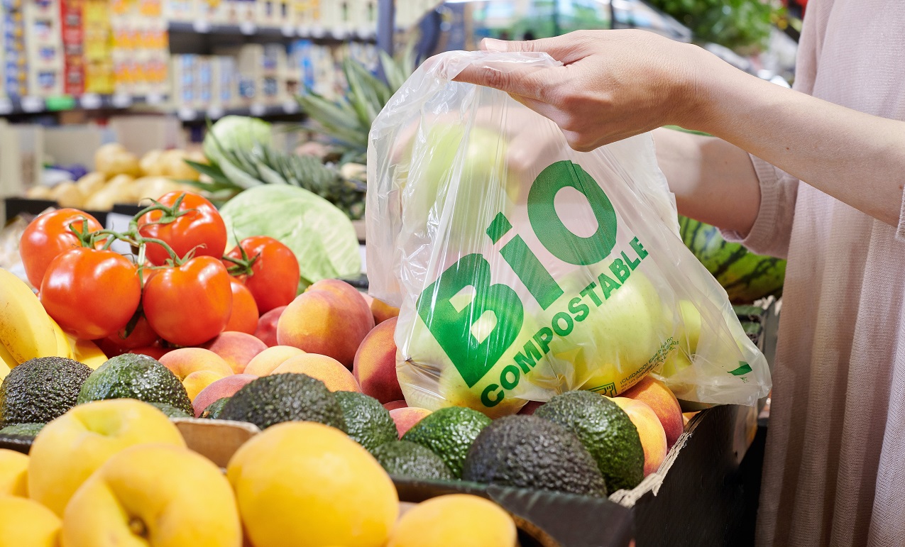 Lidl retirará las bolsas de plástico para frutas y verduras.