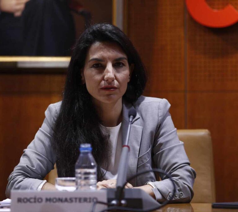 Comienza el deshielo con Vox: Aguado y Monasterio se reúnen en un hotel de Madrid