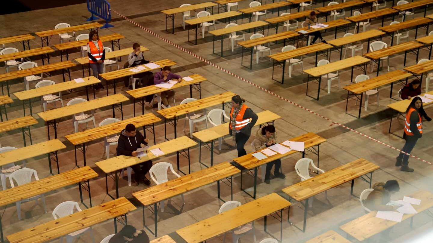 Aula durante un examen de oposiciones.