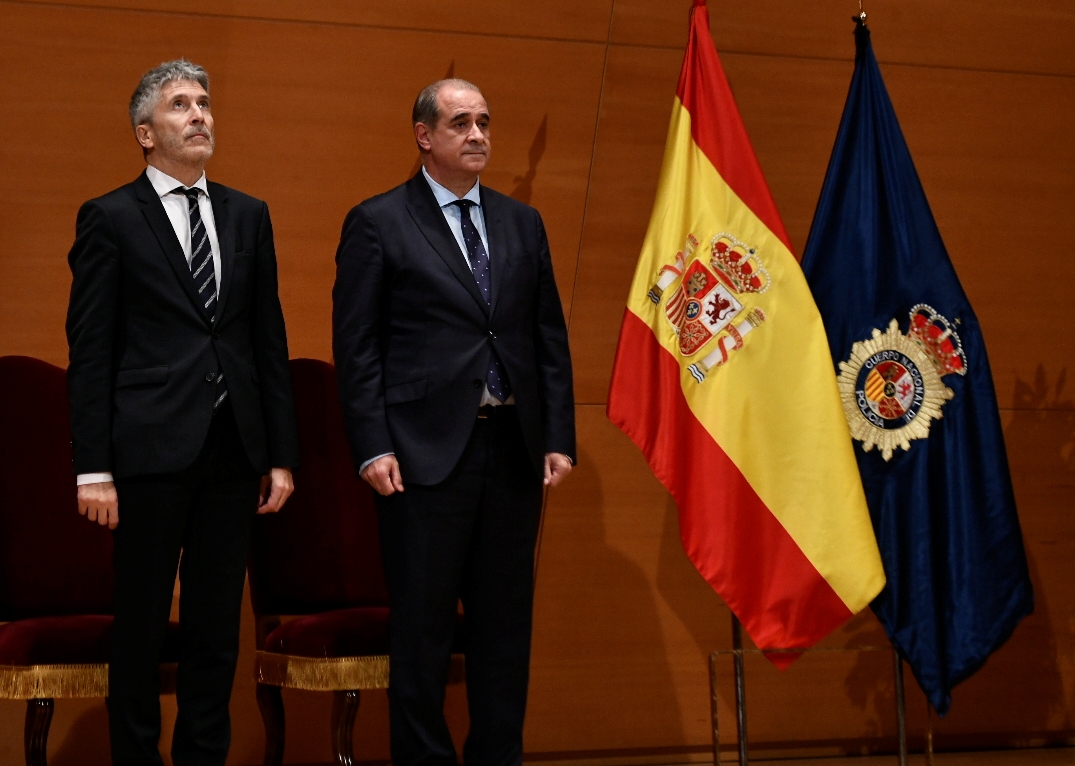 Fernando Grande-Marlaska y el director general de la Policía, Francisco Pardo Piqueras, en un acto oficial.