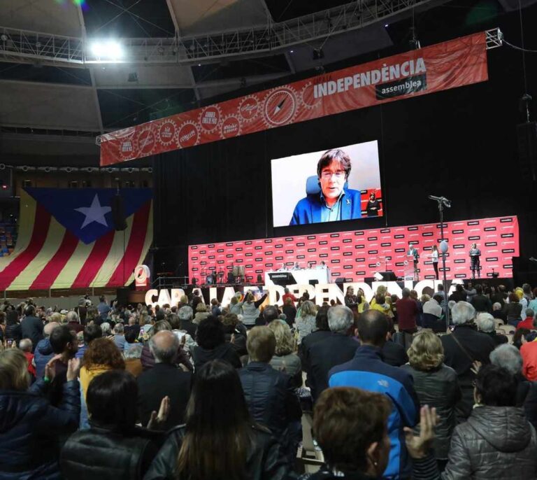 Puigdemont alardea desde Waterloo y da por hecho que se revocará el veto de la Junta Electoral