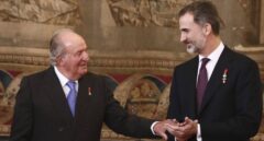 Felipe VI retira la asignación de dinero público a Don Juan Carlos y renuncia a su herencia