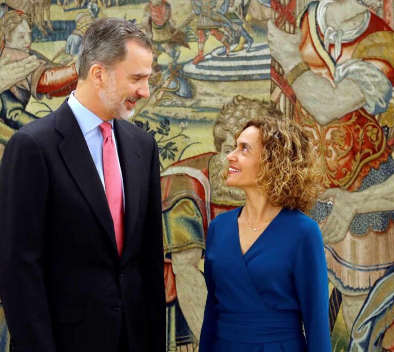 El Rey no iniciará "por el momento" una nueva ronda con los partidos para que sigan negociando