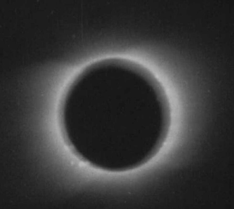 Recuperado el primer vídeo de un eclipse solar total filmado en 1900