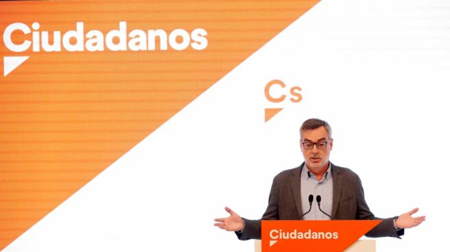 Villegas acusa a Sánchez de hacer "teatro del malo" al pedir la abstención de Ciudadanos