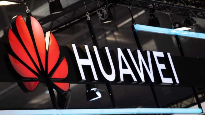 Stand de Huawei en una feria de tecnología. Stand de Huawei en una feria de tecnología.
