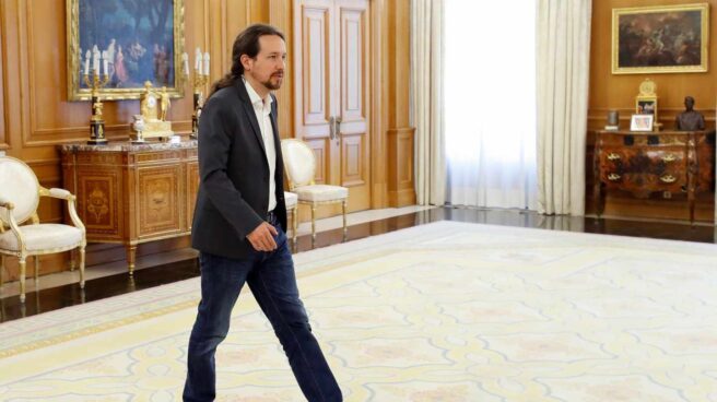 El líder de Podemos durante su ronda de contactos con el Rey.