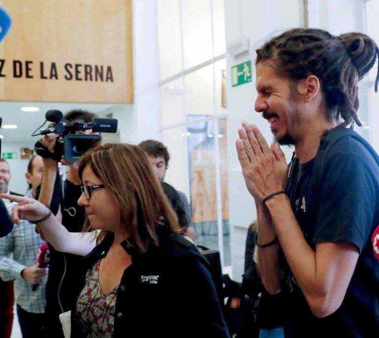Iglesias remodela su ejecutiva por sorpresa para afianzarse y echa a los errejonistas