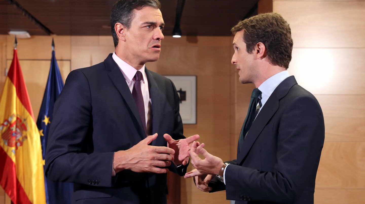 Pedro Sánchez y Pablo Casado, en el Congreso.