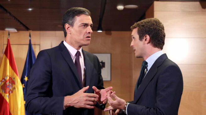 Pedro Sánchez y Pablo Casado, en el Congreso. Pedro Sánchez y Pablo Casado, en el Congreso.