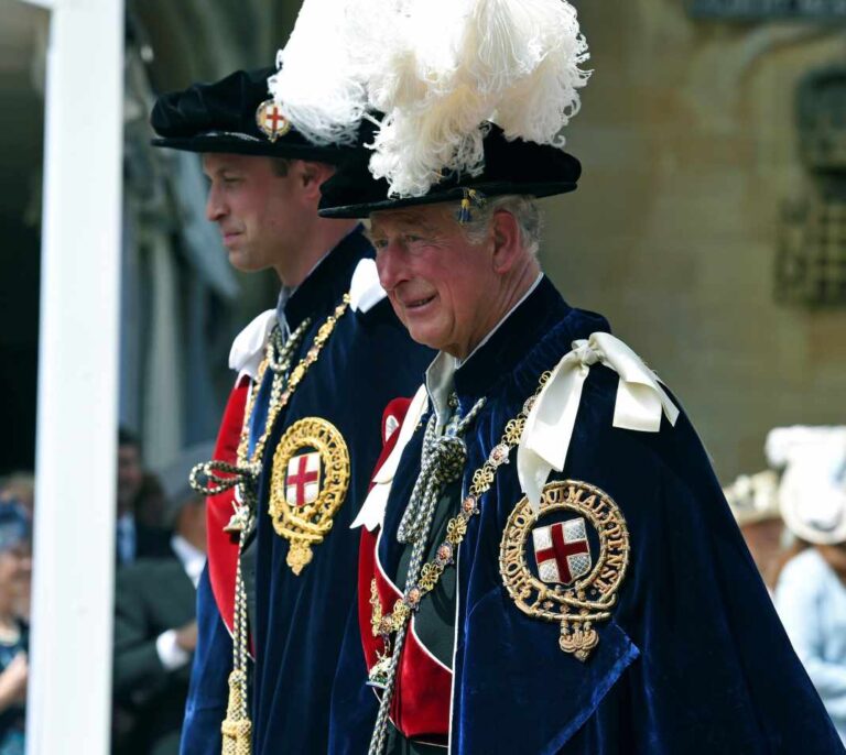 El príncipe Carlos de Inglaterra da positivo por coronavirus