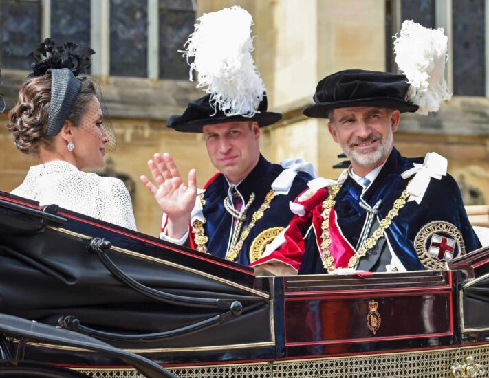 Los reyes Felipe VI y Letizia junto al príncipe Guillermo de Inglaterra.