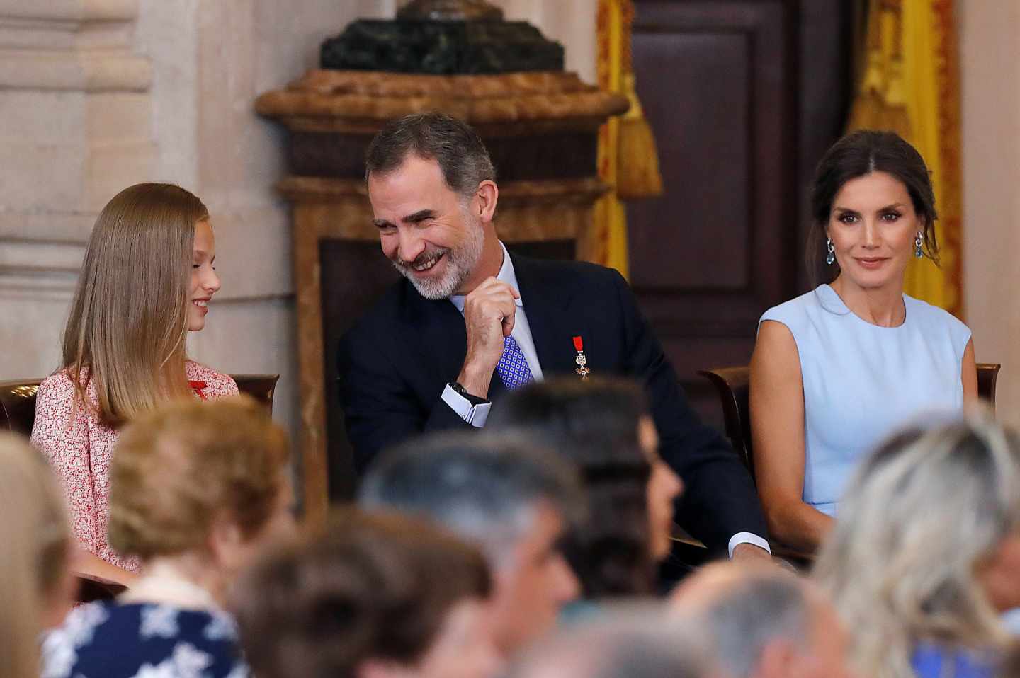 El rey Felipe VI, junto a la reina Letizia y la princesa Leonor.