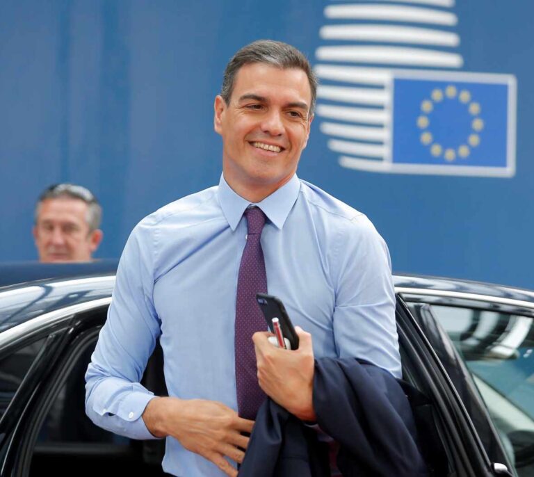 Sánchez se escuda en los pactos entre Cs-PP y Vox para justificar su alianza con Bildu